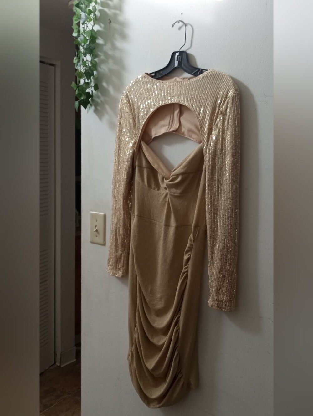SHEIN Gold Sequin Long Sleeve Cutout Ruched Dress